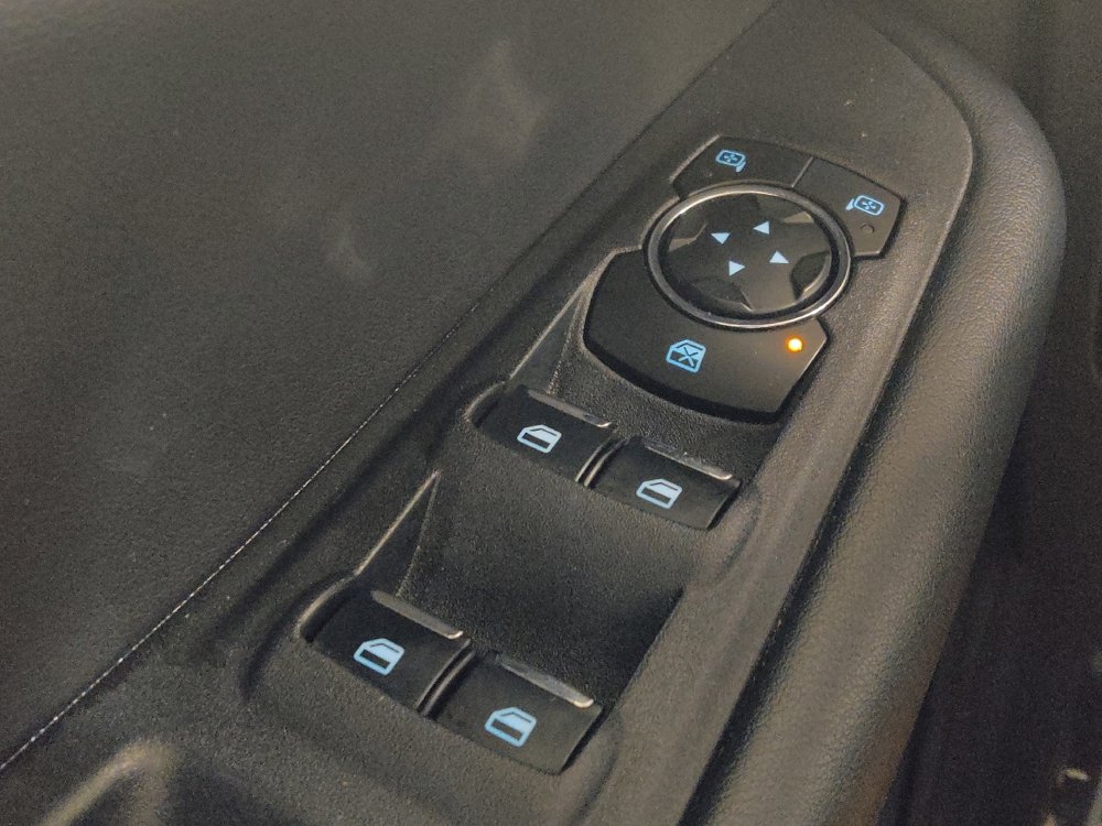 Used 2023 Ford Edge SEL image 27