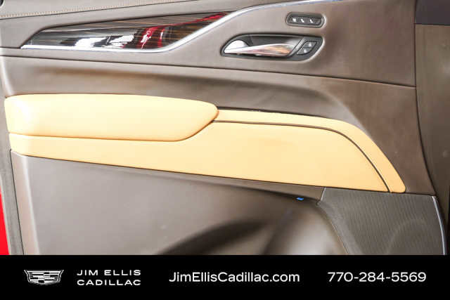 Used 2021 Cadillac Escalade Premium Luxury w/ Driver Assist Tech Package image 6