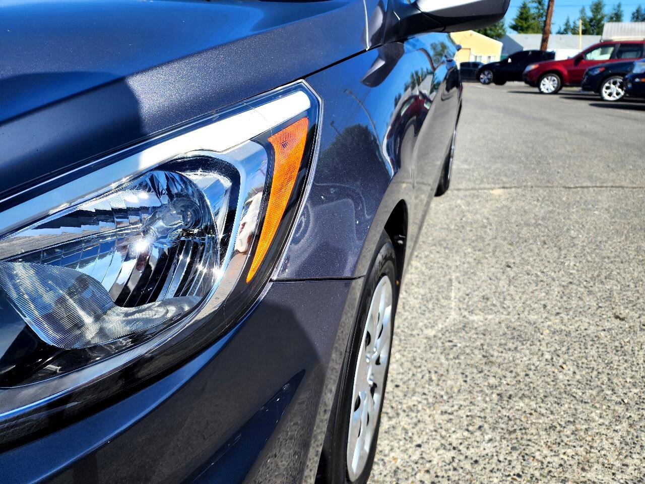 Used 2015 Hyundai Accent GLS image 31