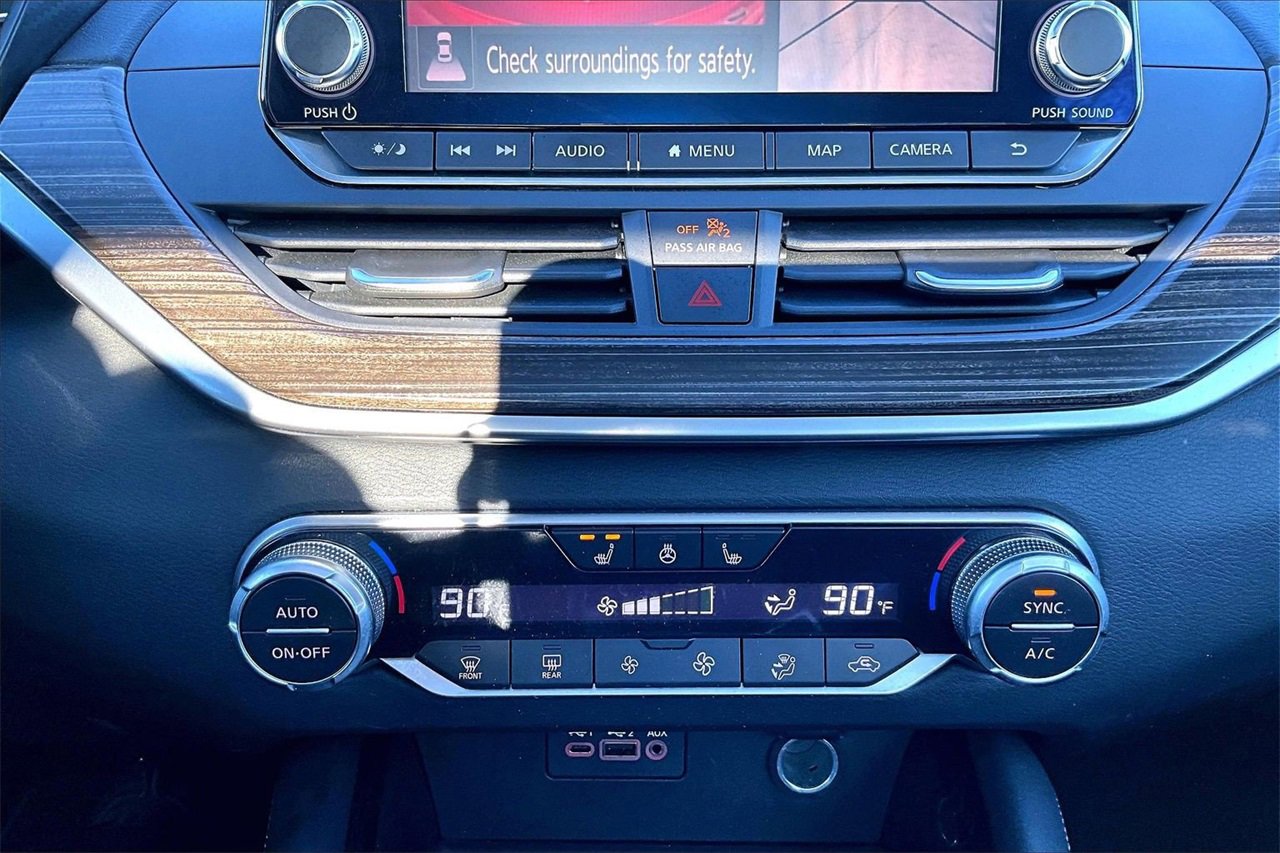 Used 2020 Nissan Altima 2.0 Platinum image 18