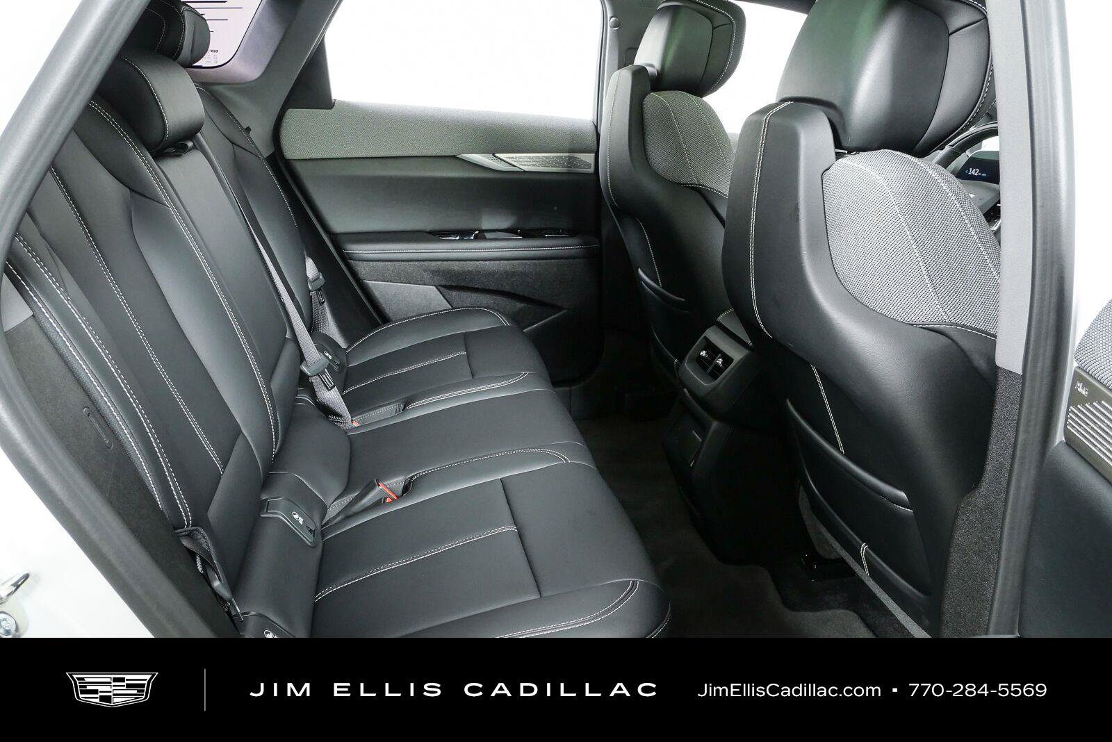 Used 2025 Cadillac Optiq Luxury 1 AWD/4WD image 22