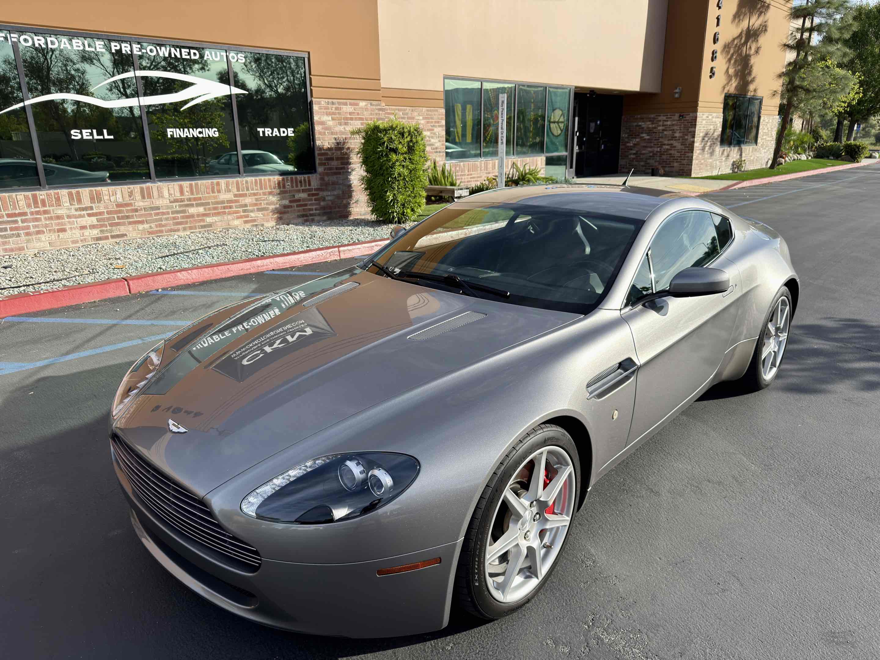 Used 2006 Aston Martin V8 Vantage Coupe RWD image 6