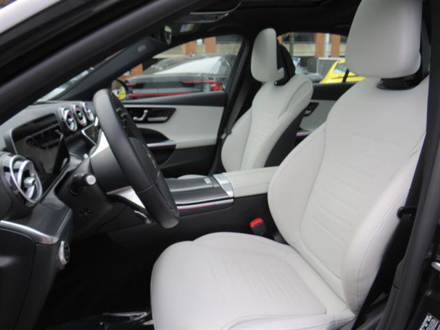 Used 2025 Mercedes-Benz C 300 4MATIC Sedan image 20