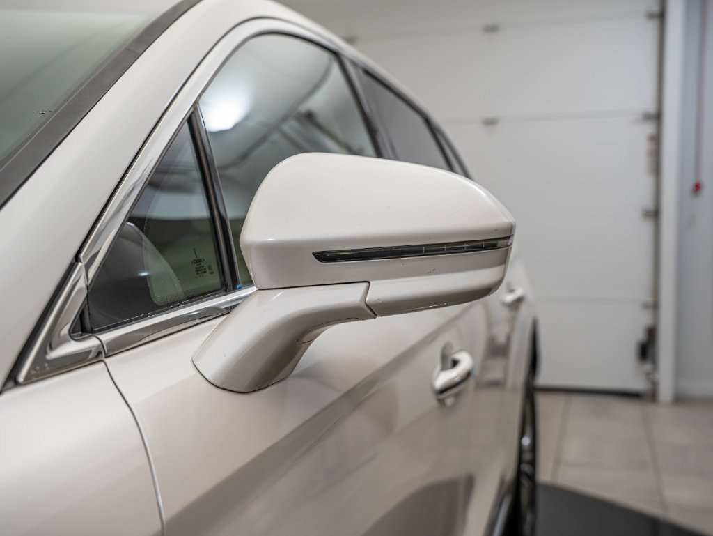 Used 2016 Lincoln MKX Select w/ Select Plus Package AWD/4WD image 9