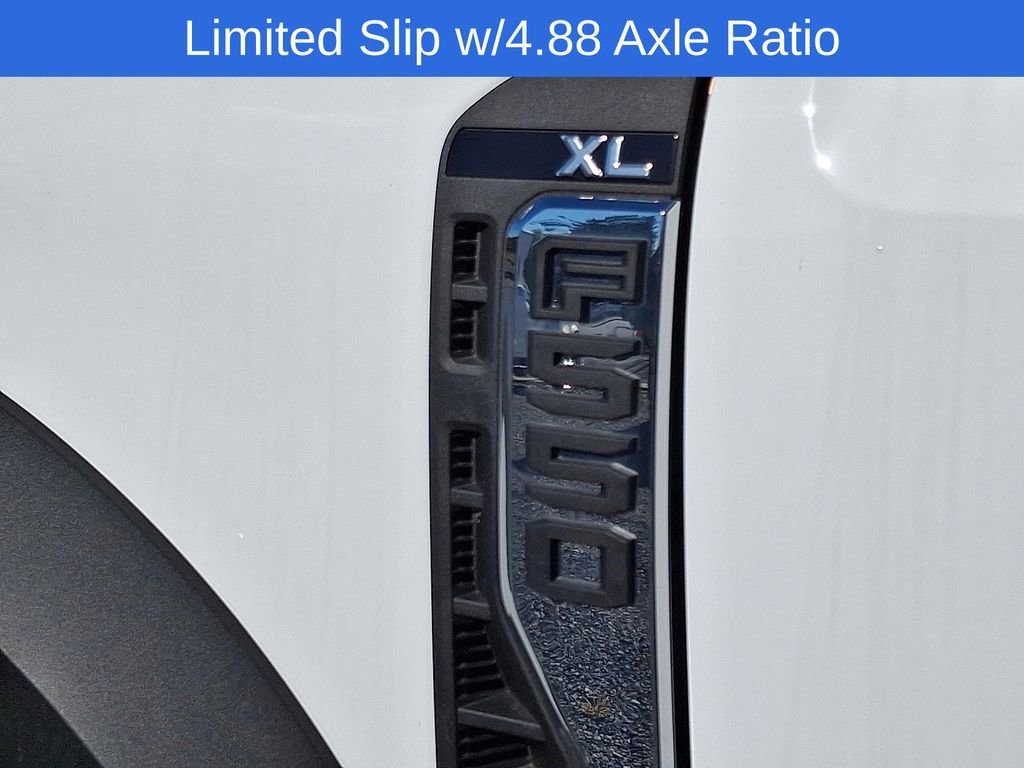 New 2025 Ford F550 4x4 Regular Cab Super Duty w/ XL Chrome Package image 16