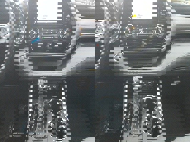 Used 2023 Toyota Highlander XLE image 11