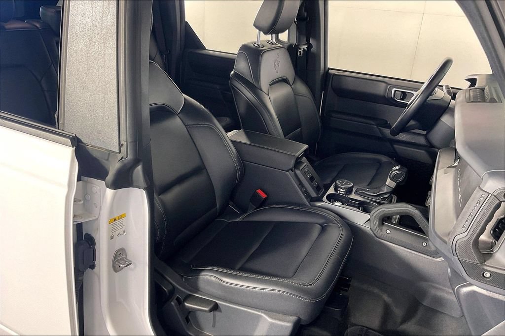 Used 2025 Ford Bronco Badlands AWD/4WD image 9