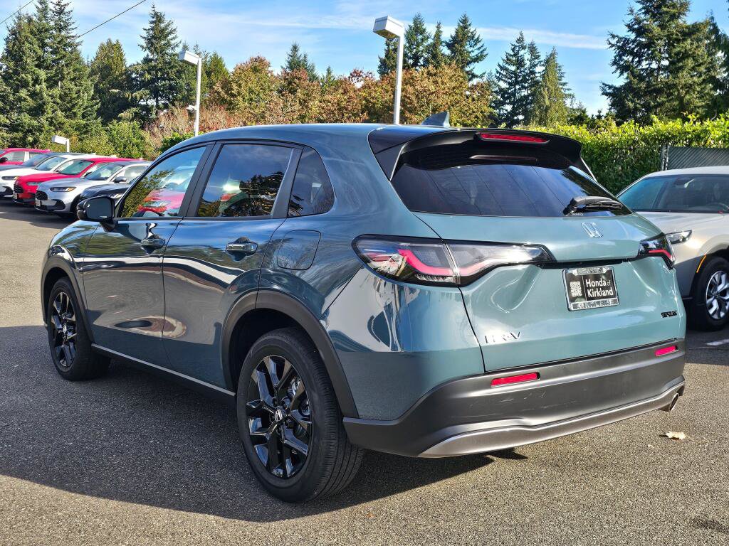 Certified 2025 Honda HR-V Sport image 5