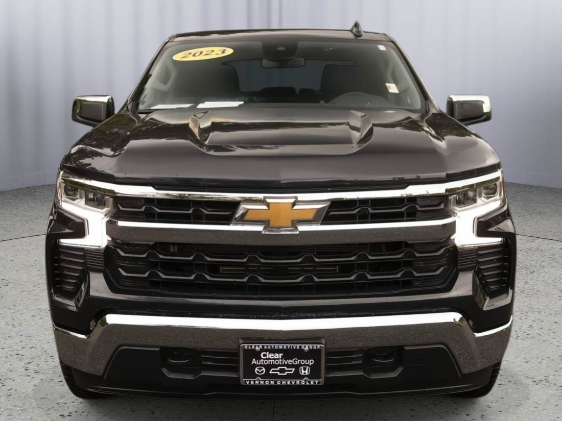 Used 2023 Chevrolet Silverado 1500 LT AWD/4WD image 17