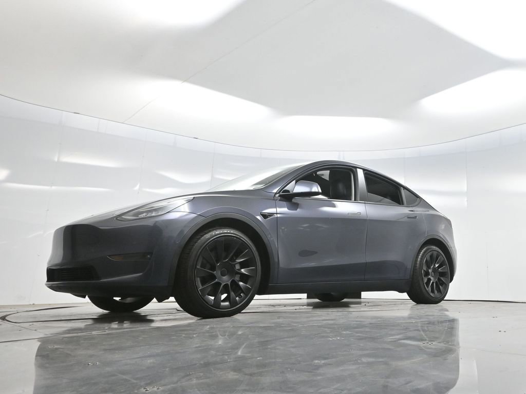 Used 2021 Tesla Model Y Long Range AWD/4WD image 46