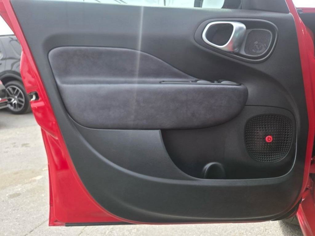 Used 2014 FIAT 500L Lounge FWD image 24