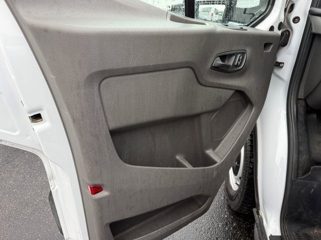 Used 2022 Ford Transit 150 Low Roof RWD image 11
