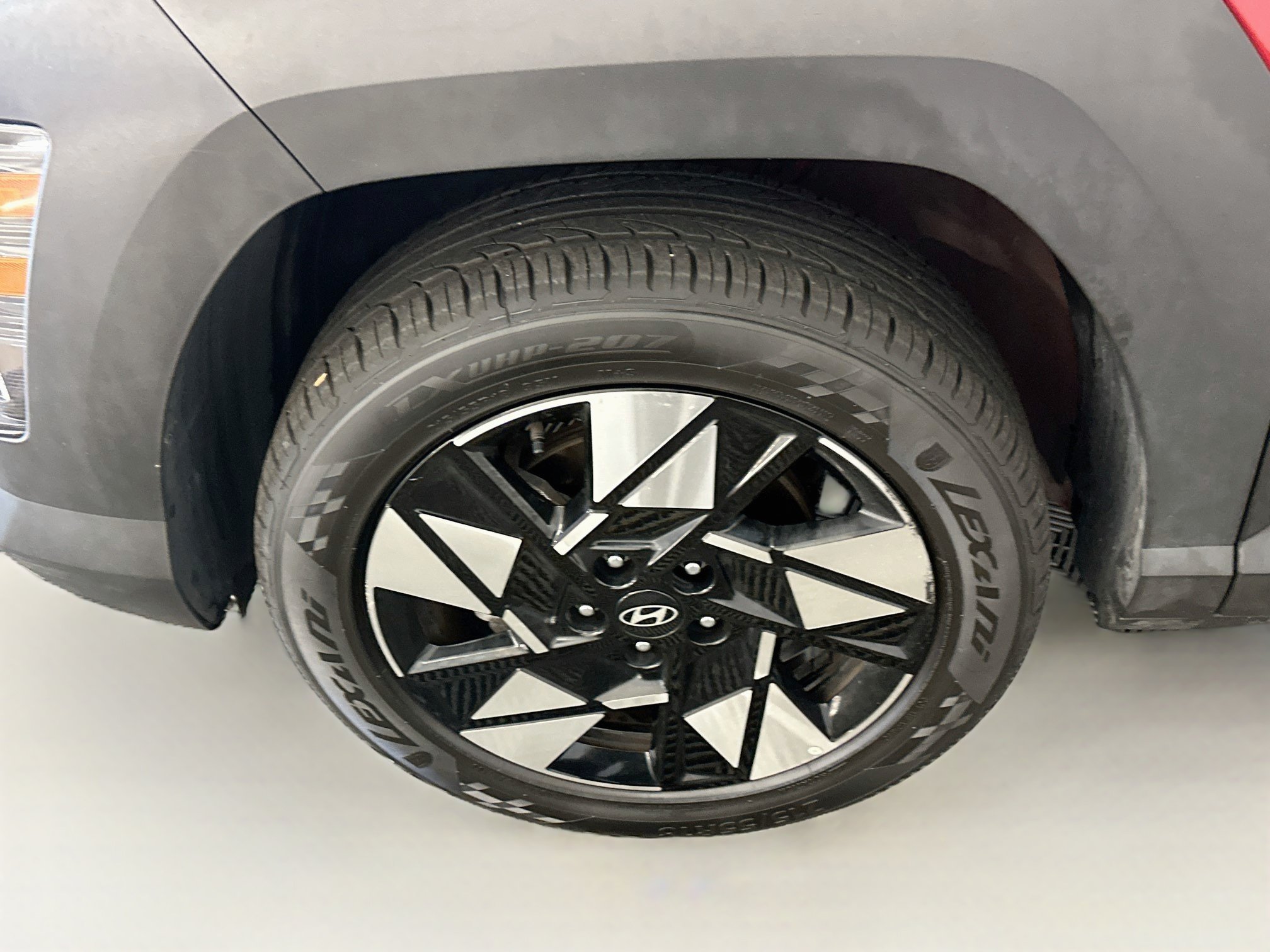 Used 2025 Hyundai Kona SEL AWD/4WD image 11