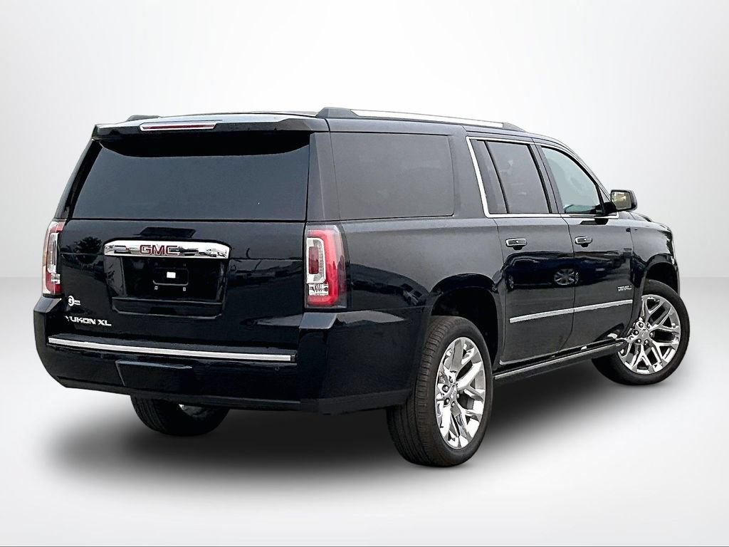 Used 2020 GMC Yukon XL Denali w/ Denali Ultimate Package AWD/4WD image 3