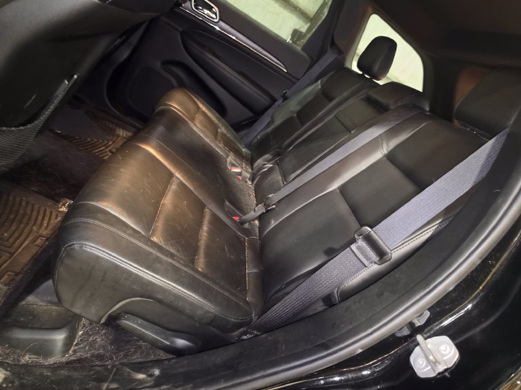Used 2018 Jeep Grand Cherokee Limited AWD/4WD image 7