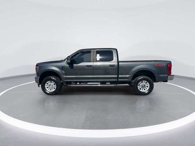 Used 2019 Ford F250 XL w/ STX Appearance Package image 4