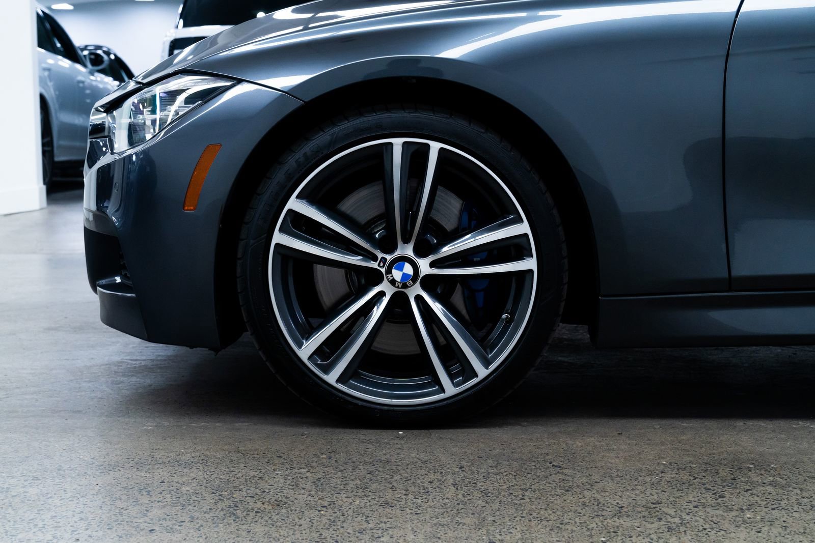 Used 2016 BMW 340i xDrive Sedan w/ Technology Package image 7