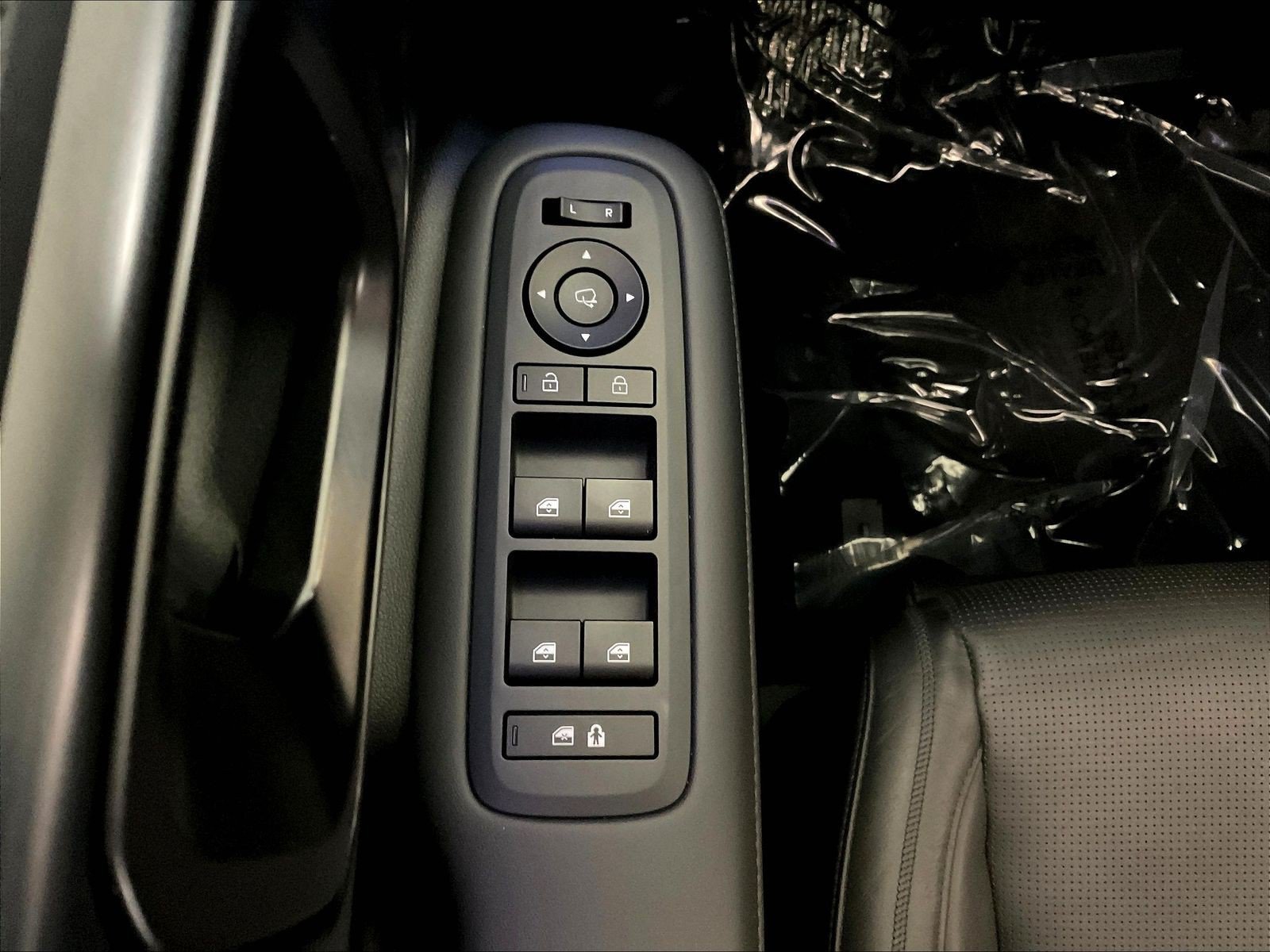 Used 2025 Hyundai Santa Fe Calligraphy AWD/4WD image 38
