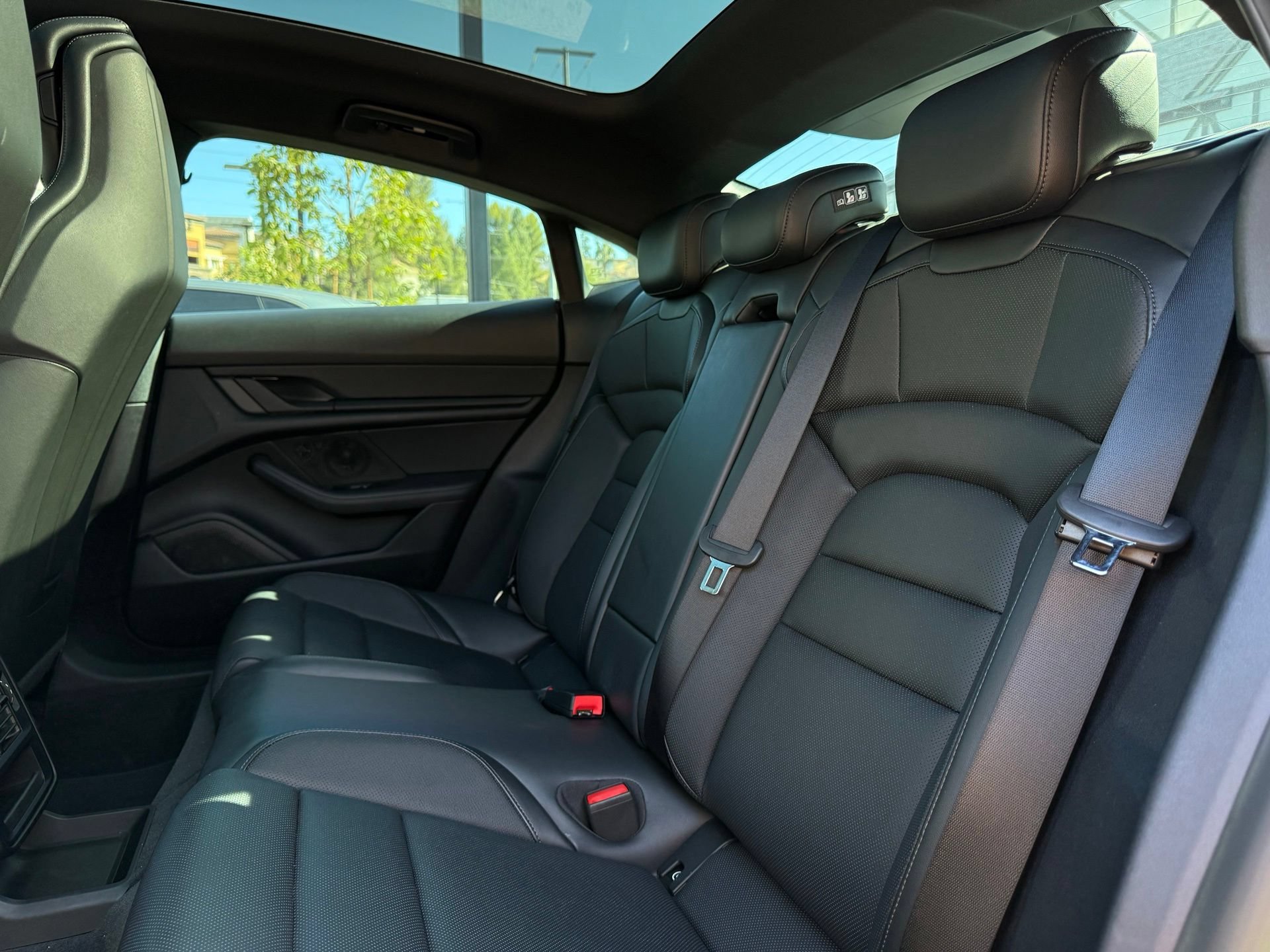 Certified 2023 Porsche Taycan RWD image 31