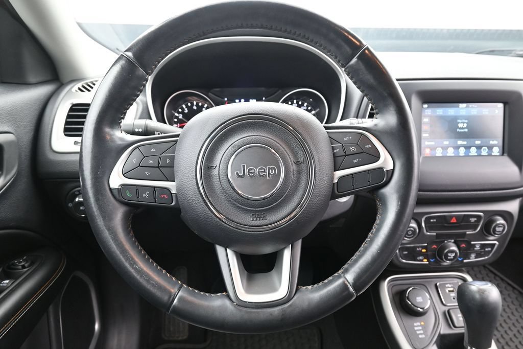 Used 2020 Jeep Compass Latitude w/ Cold Weather Group AWD/4WD image 20