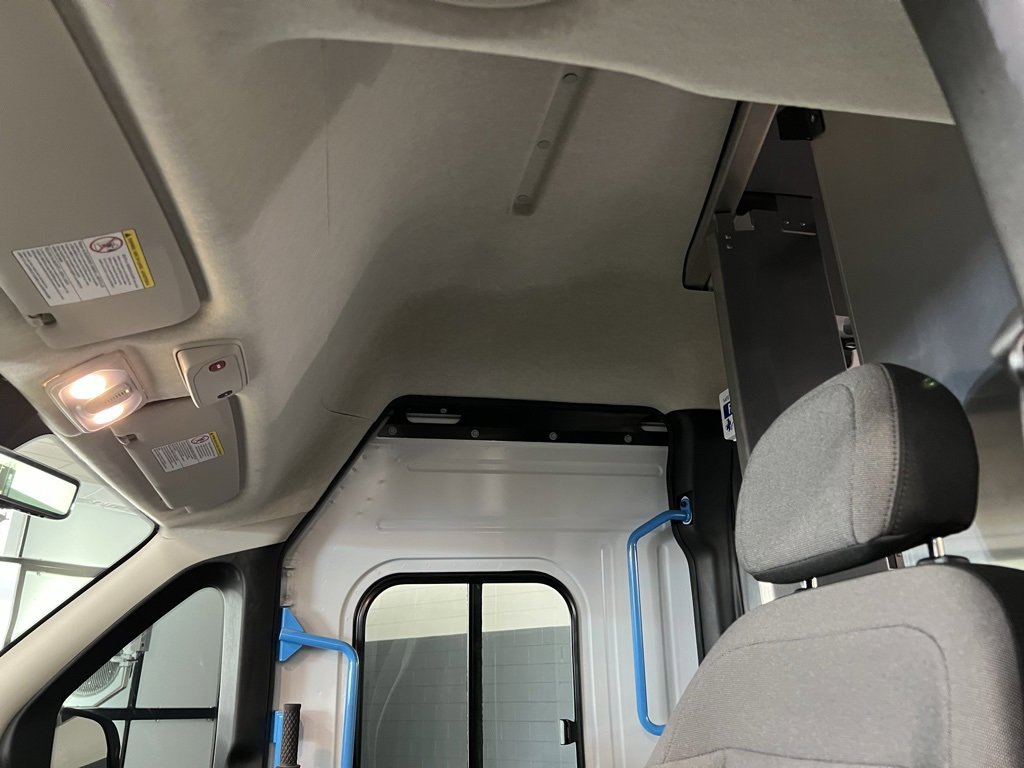 Used 2024 RAM ProMaster 3500 w/ Delivery Van Package image 24