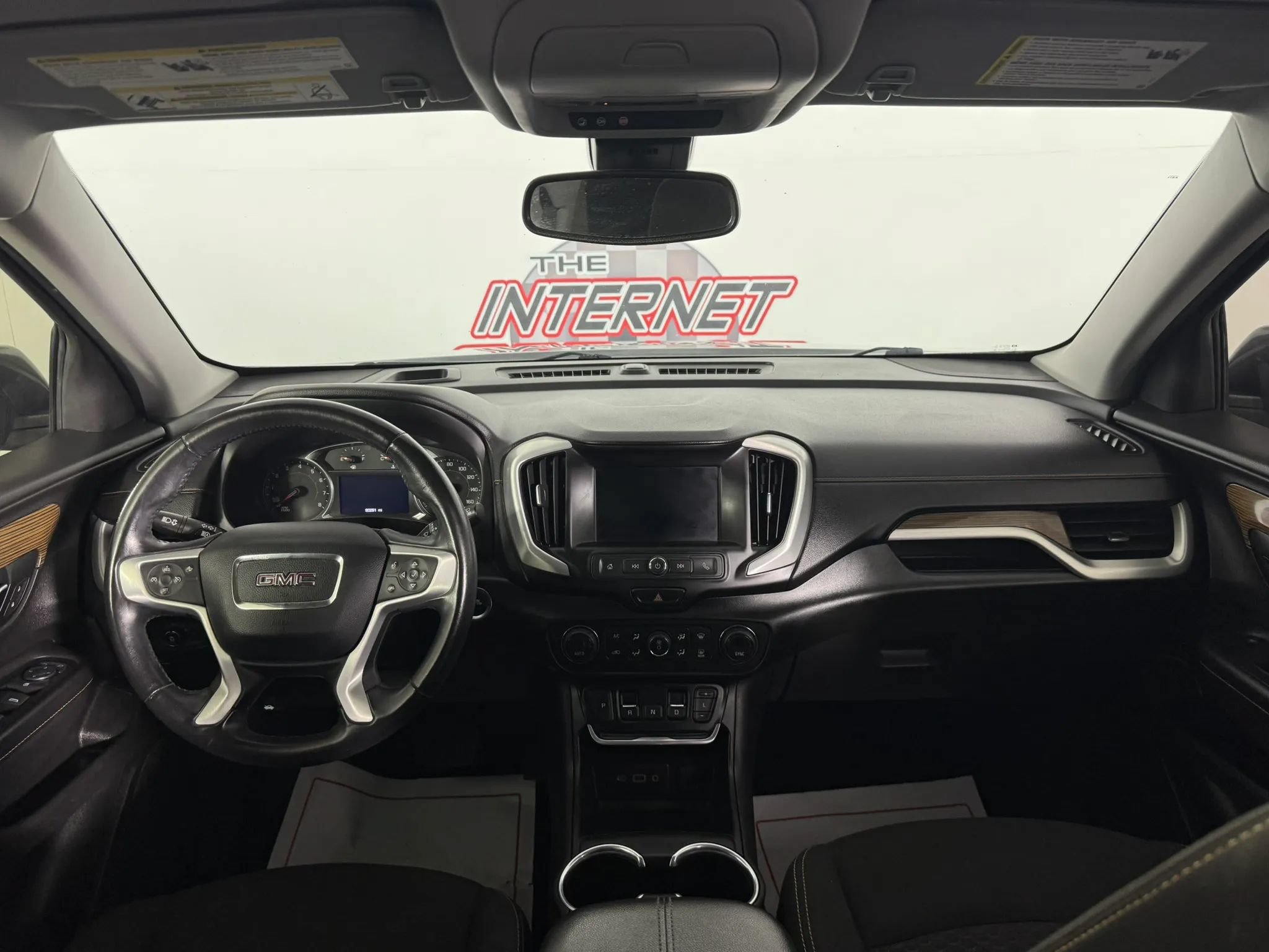 Used 2020 GMC Terrain SLE w/ Driver Convenience Package FWD image 11