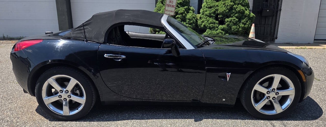 Used 2006 Pontiac Solstice Convertible w/ Premium Package RWD image 13