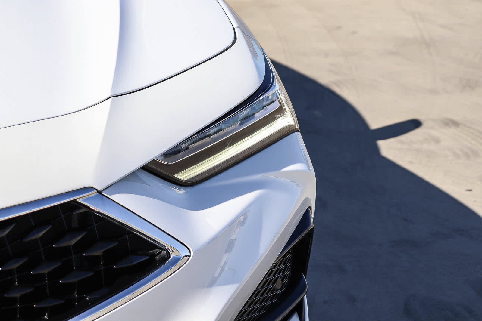 Used 2023 Acura TLX w/ Technology Package FWD image 7