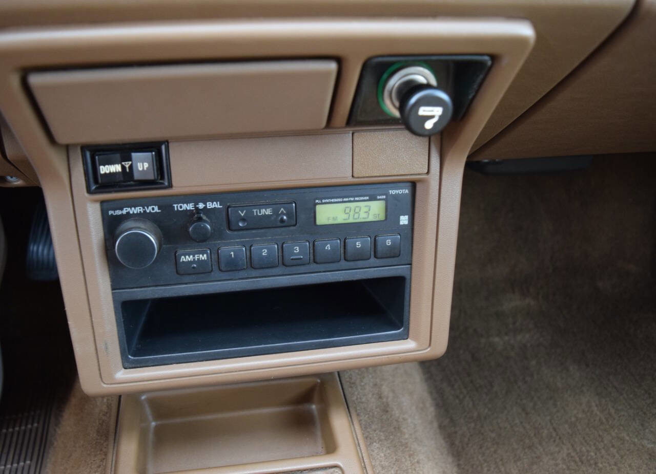 Used 1988 Toyota Pickup SR5 image 44
