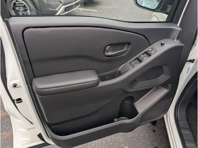 New 2026 Nissan Frontier SV w/ SV Convenience Package image 13