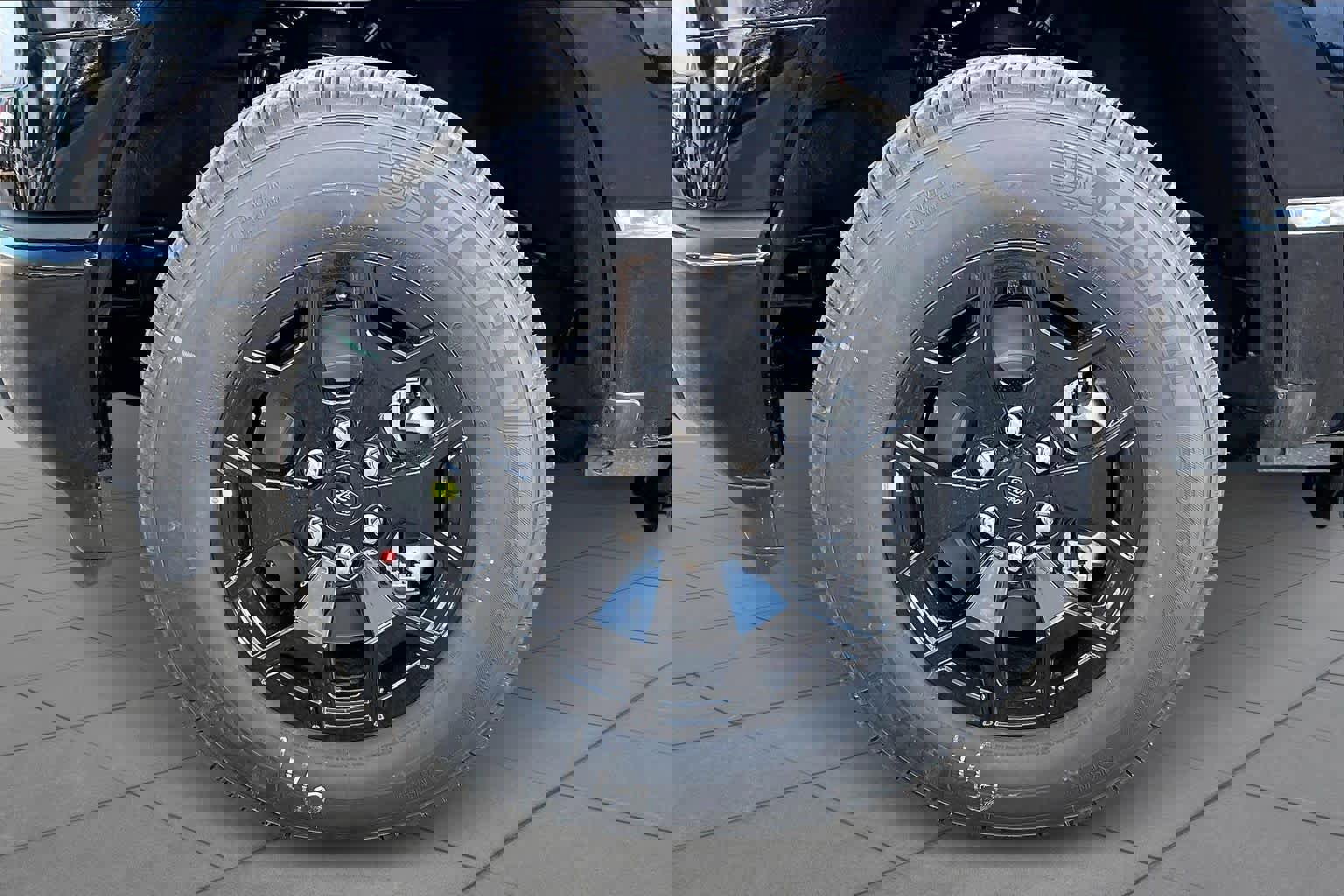 New 2025 Ford F150 Lightning XLT w/ Max Trailer Tow Package image 11