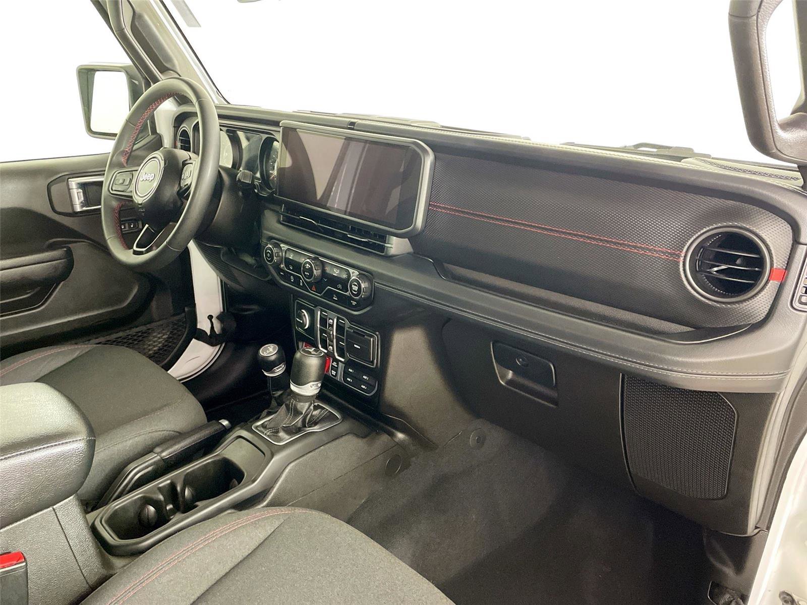 Used 2024 Jeep Wrangler Unlimited Rubicon image 28