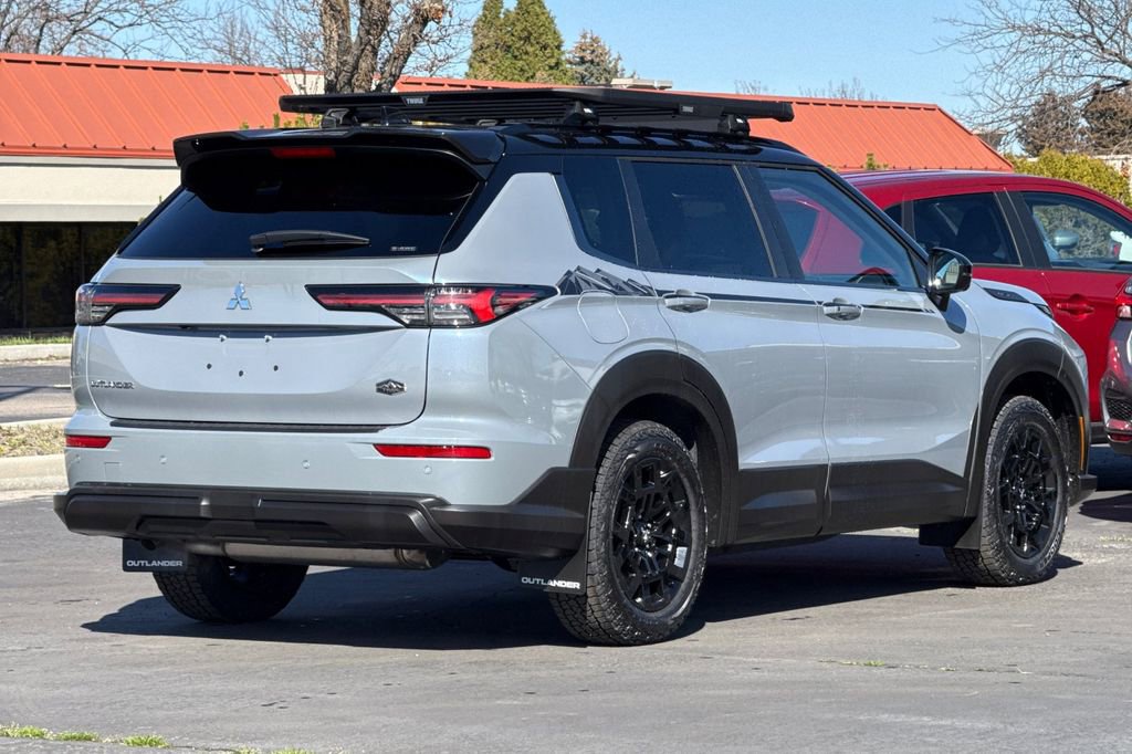 New 2026 Mitsubishi Outlander AWD image 4