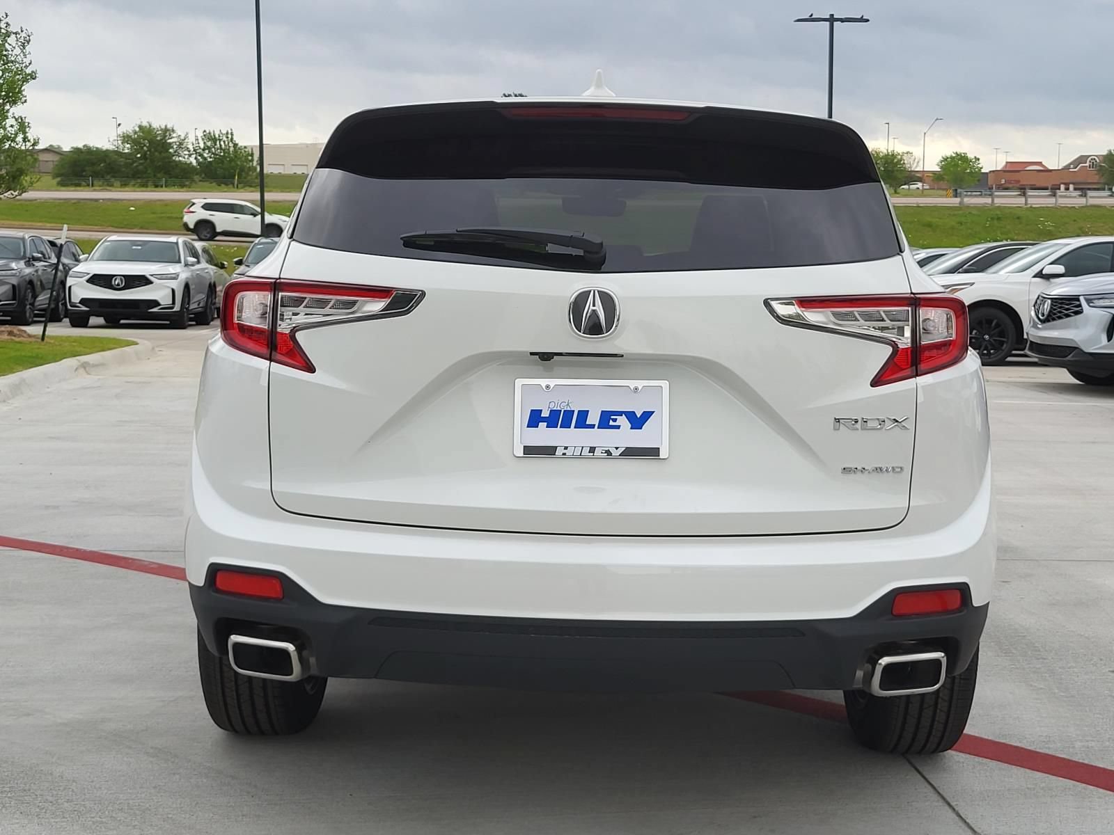 New 2026 Acura RDX SH-AWD image 4