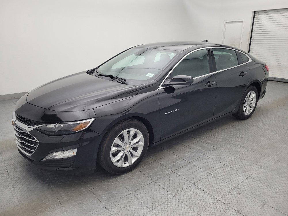 Used 2024 Chevrolet Malibu LT FWD image 2