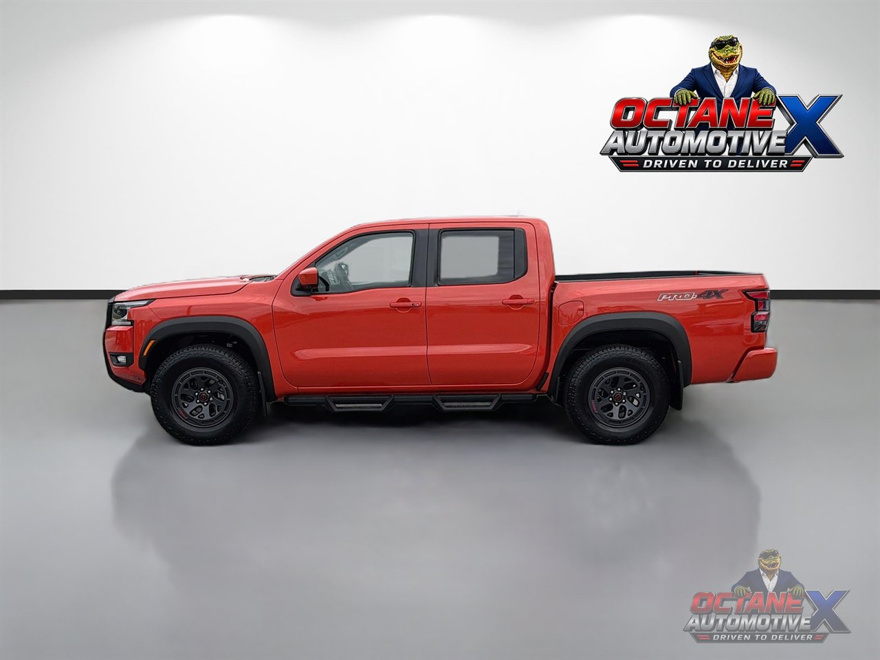 Used 2025 Nissan Frontier PRO-4X w/ Pro Convenience Package AWD/4WD image 4
