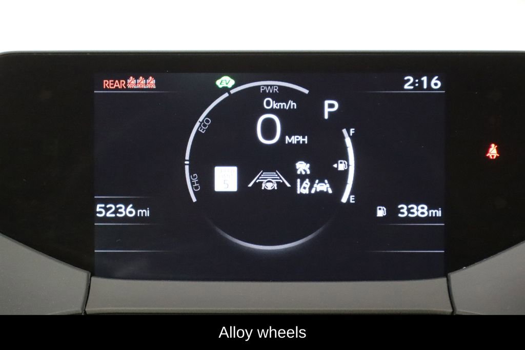 Used 2025 Toyota Prius XLE image 11