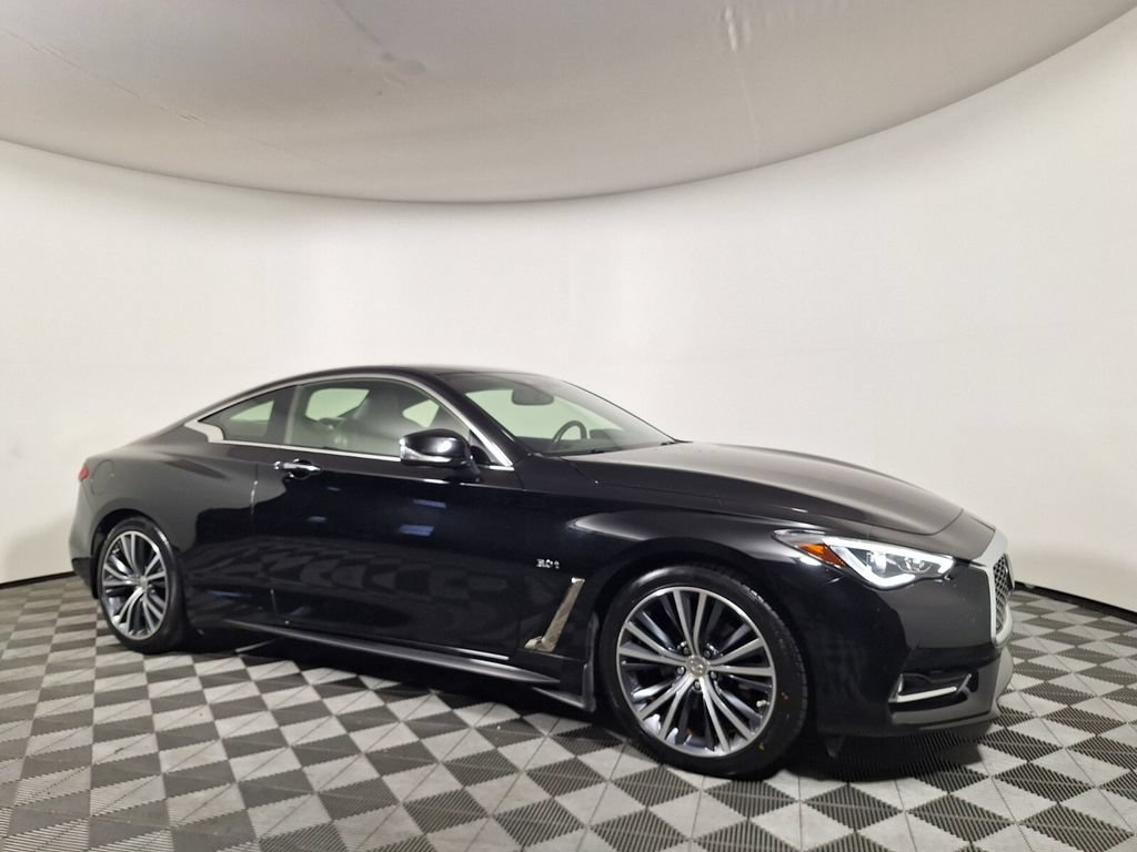 Used 2019 INFINITI Q60 3.0t Luxe AWD/4WD image 3