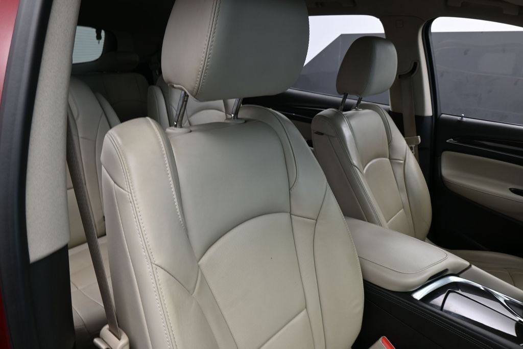 Used 2020 Buick Enclave Essence FWD image 42