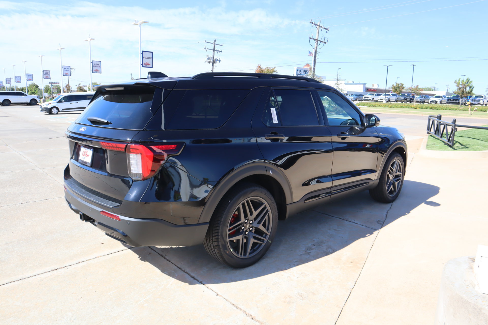 New 2027 Ford Explorer ST-Line w/ Premium Package AWD/4WD image 24