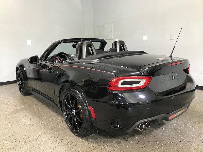 Used 2017 FIAT 124 Spider Abarth image 9