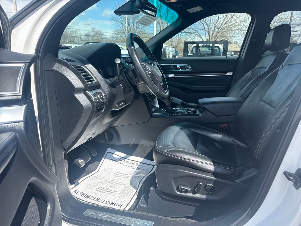 Used 2017 Ford Explorer Limited w/ Equipment Group 301A image 18