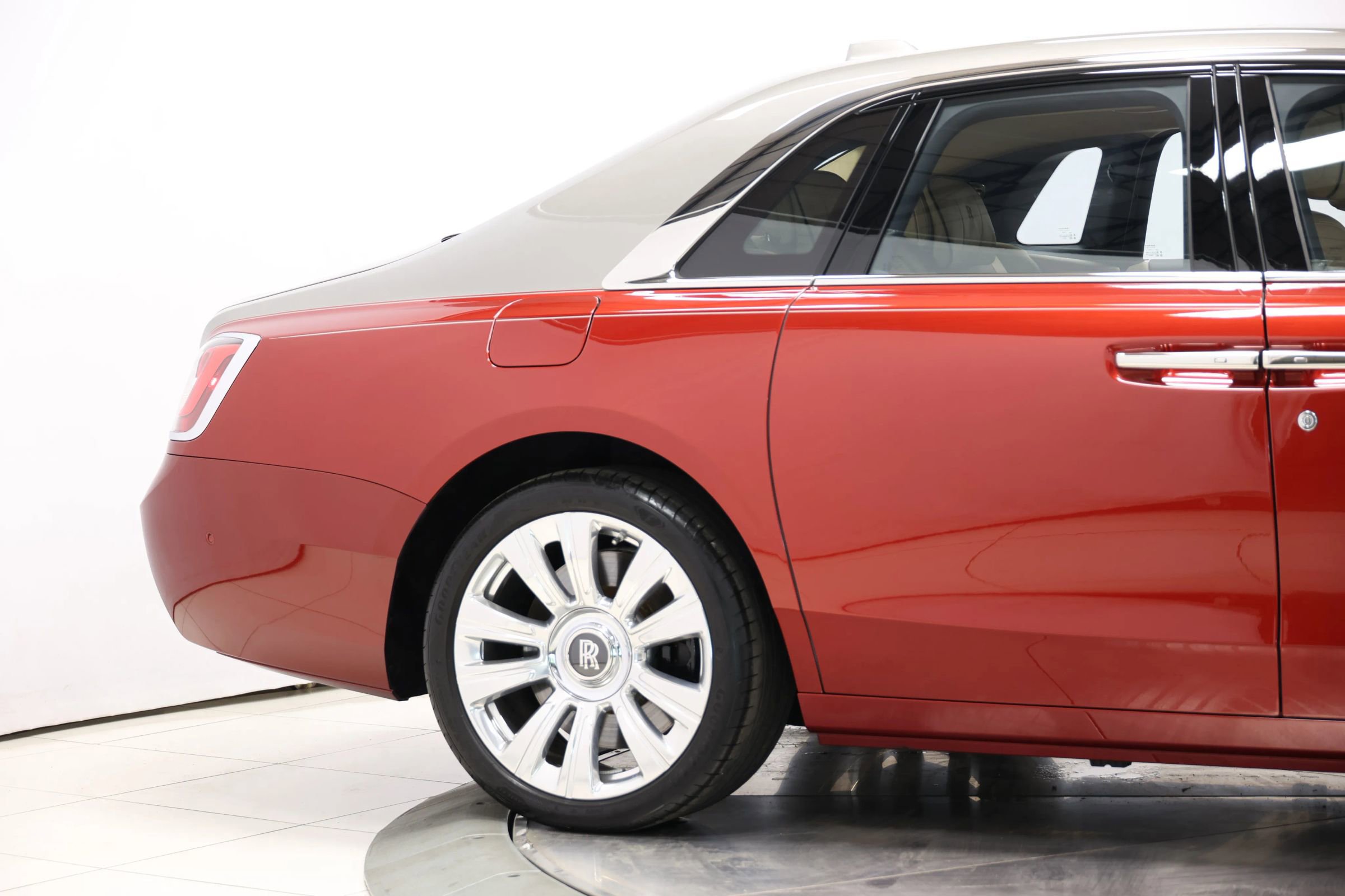 Used 2022 Rolls-Royce Ghost w/ Ghost Package AWD/4WD image 88