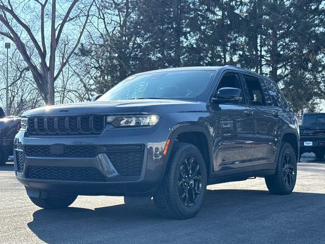 New 2026 Jeep Grand Cherokee Altitude AWD/4WD image 5
