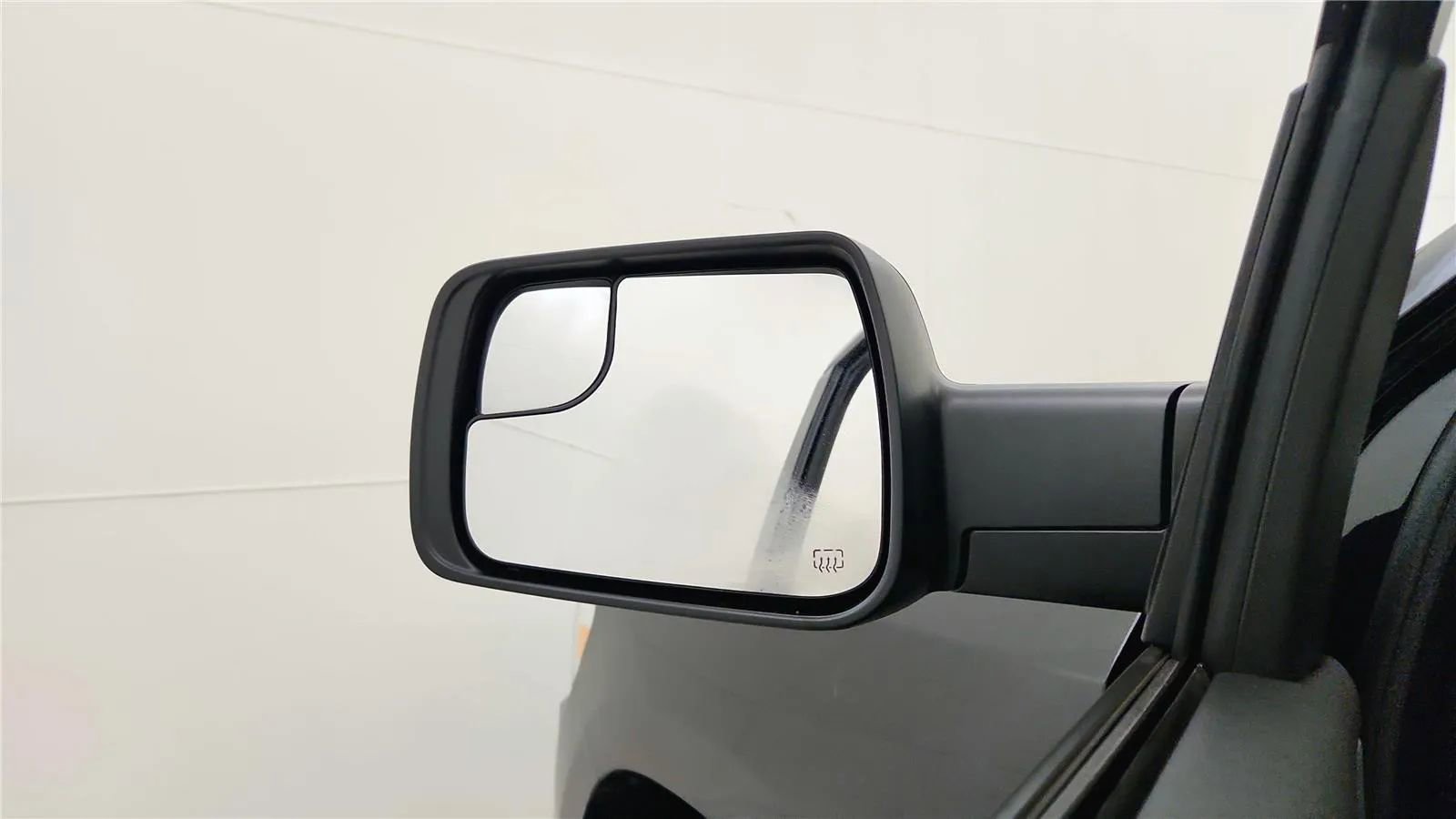 Used 2022 RAM 1500 Big Horn image 29