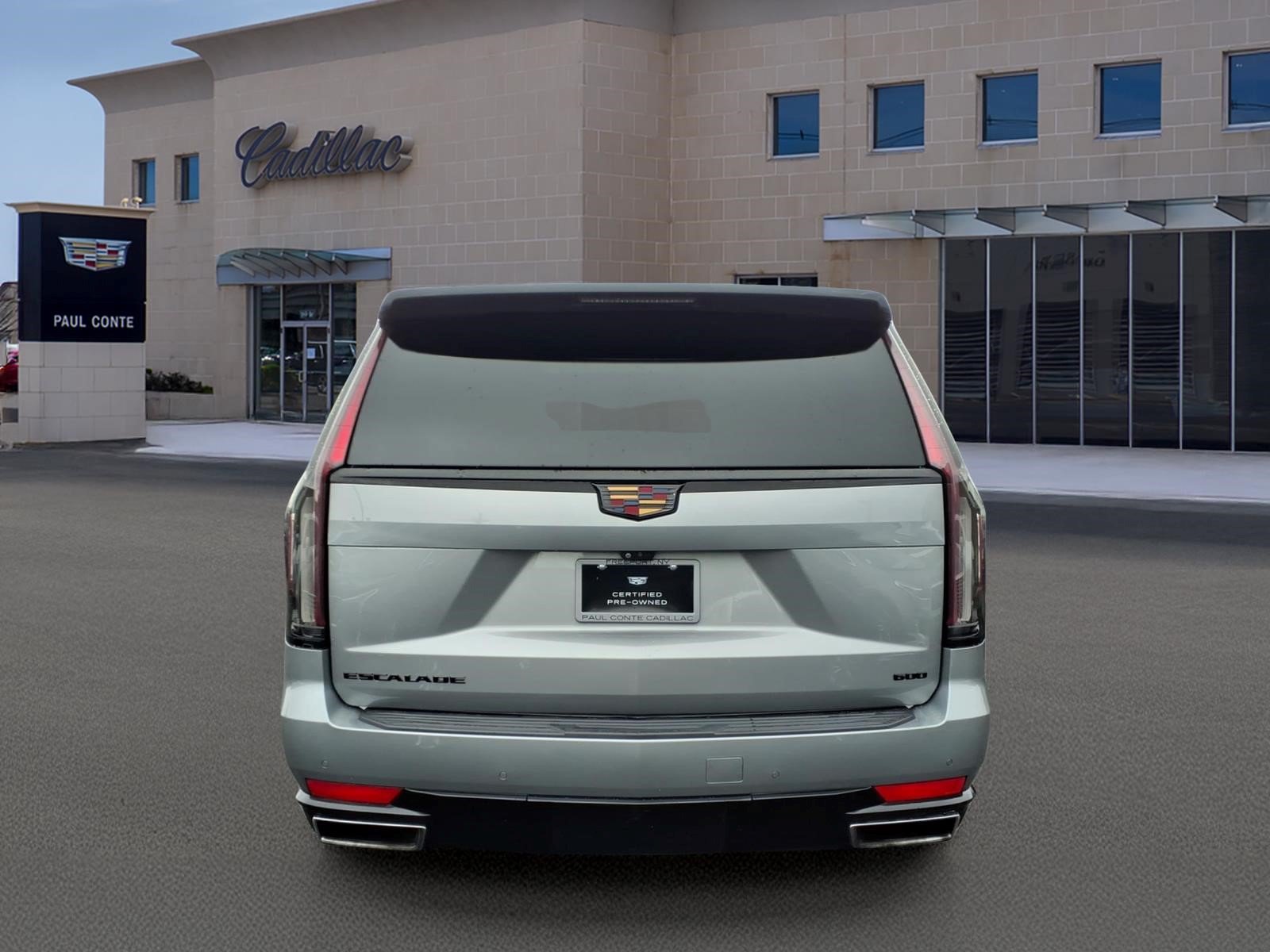 Certified 2023 Cadillac Escalade Premium Luxury w/ LPO, Floor Liner Package AWD/4WD image 6
