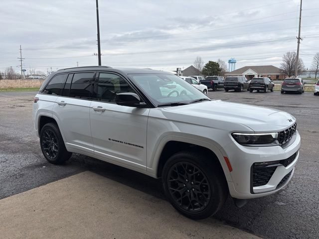 New 2026 Jeep Grand Cherokee Summit w/ Obsidian Package AWD/4WD image 9