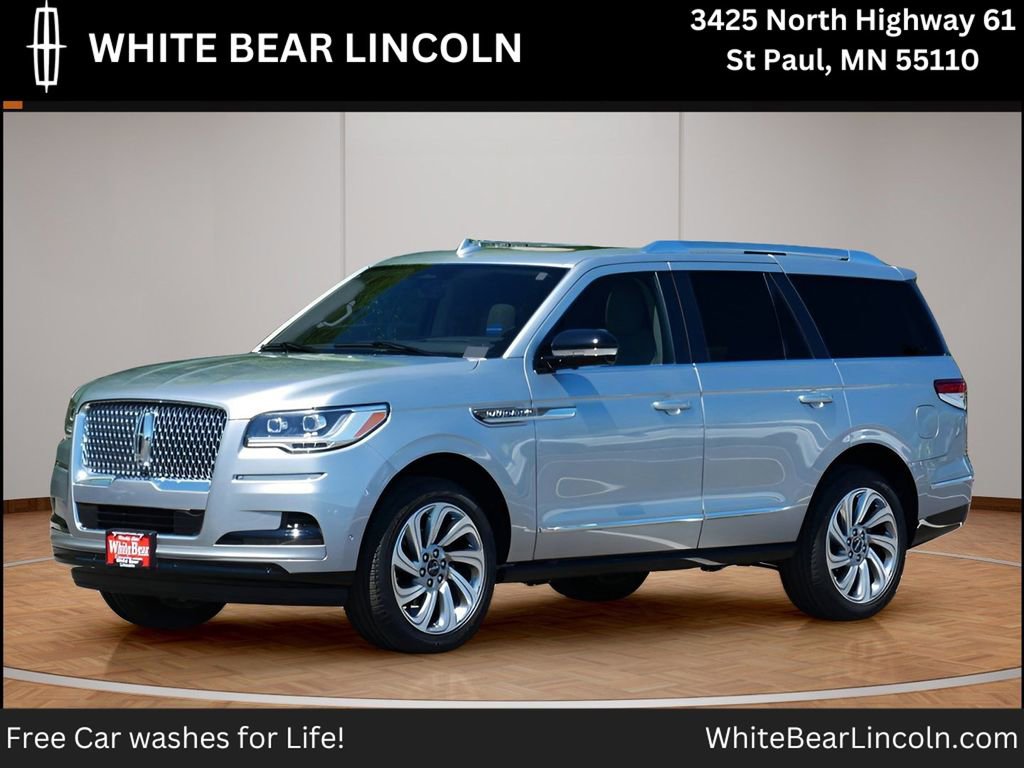 Used 2024 Lincoln Navigator Reserve AWD/4WD image 1