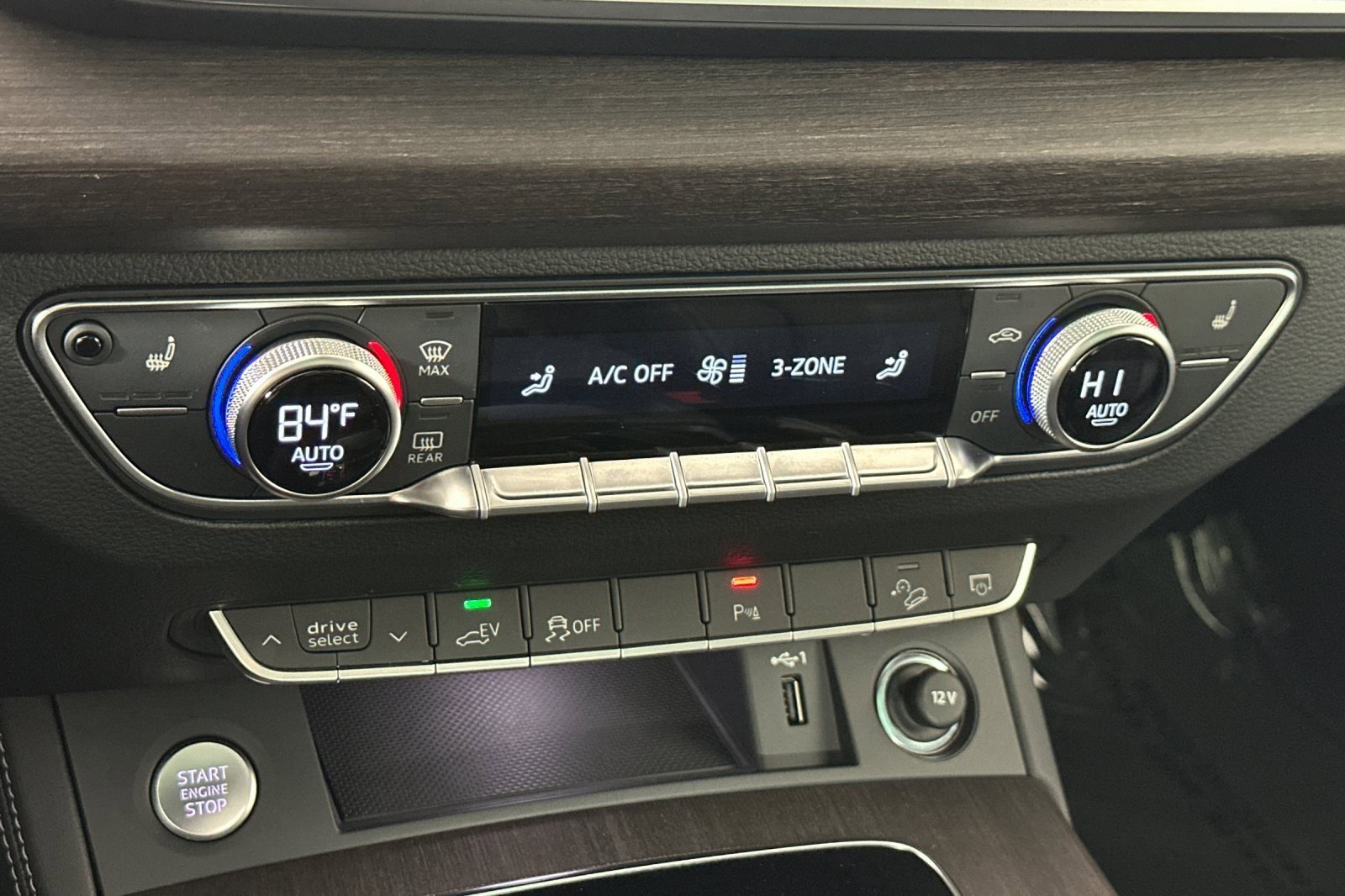 Used 2025 Audi Q5 e Premium Plus w/ Premium Plus Package image 20