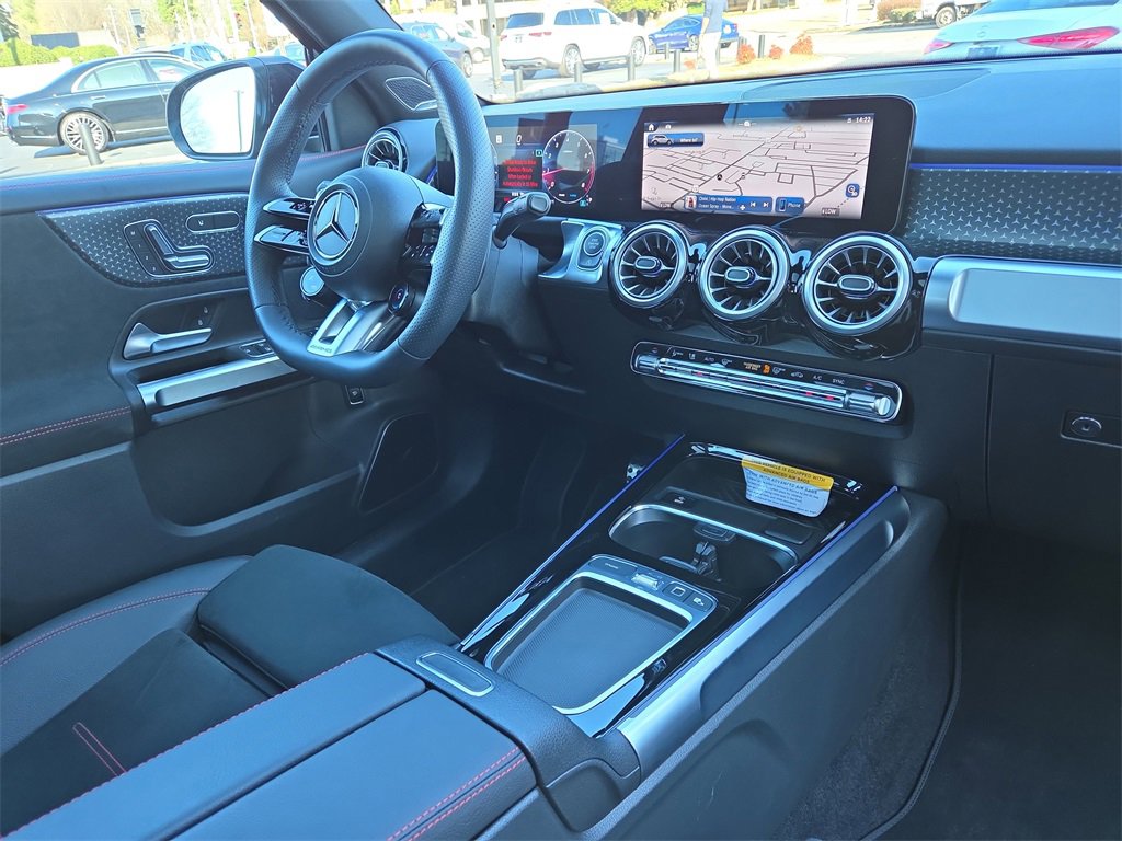 Certified 2025 Mercedes-Benz GLB 35 AMG 4MATIC image 18